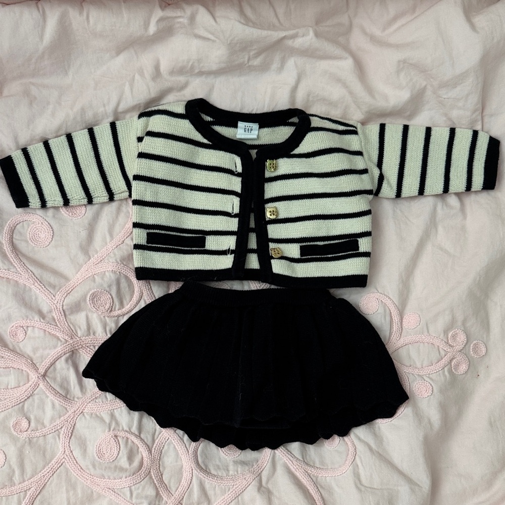 GAP Black and White Striped Kids Matching Set